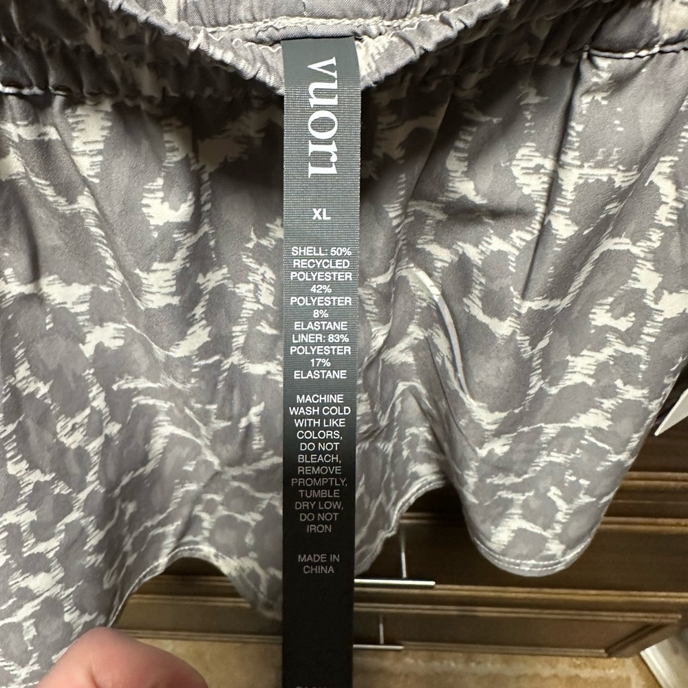 NWT Vuori Dash Short Size XL - Picture 2 of 5
